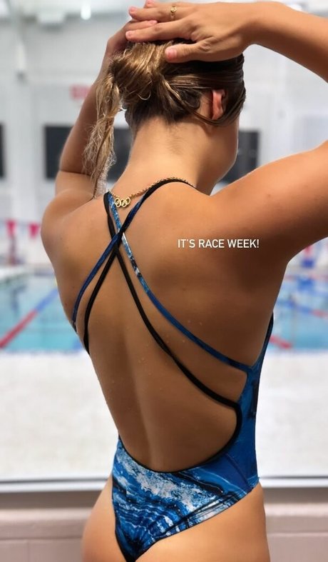 Luana Alonso porn model pics