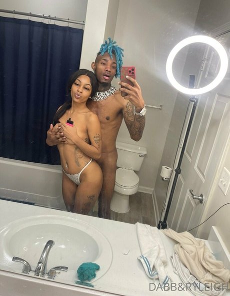 Dabbgasmmm model porn pictures