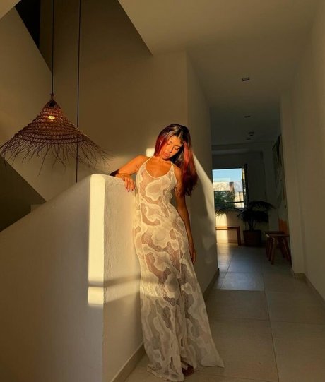 Africa Dalia OT star sexy pic