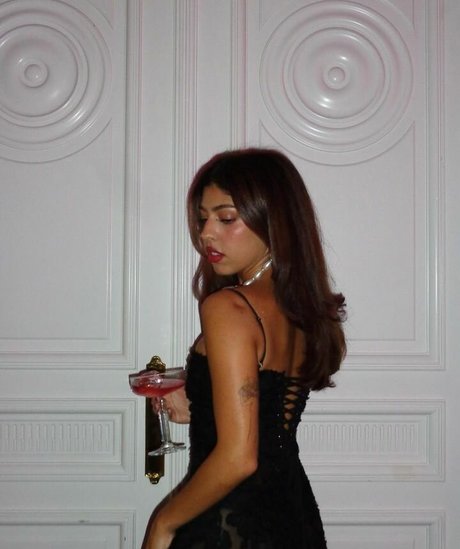 Africa Dalia OT art model picture