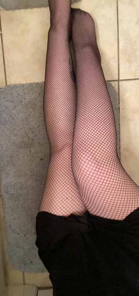 pr3ttyandpr3gnant nice star photo