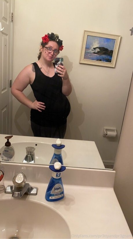 pr3ttyandpr3gnant actress image