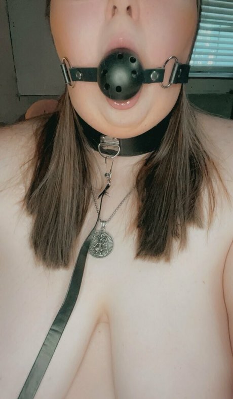 miacloverxx model beautiful photo