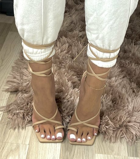 british blonde onlyfans pornographic photo