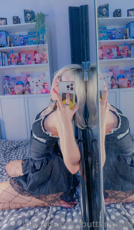 fvckzoe star art pictures