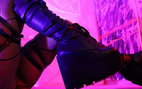 ssbbw granny onlyfans adult photo