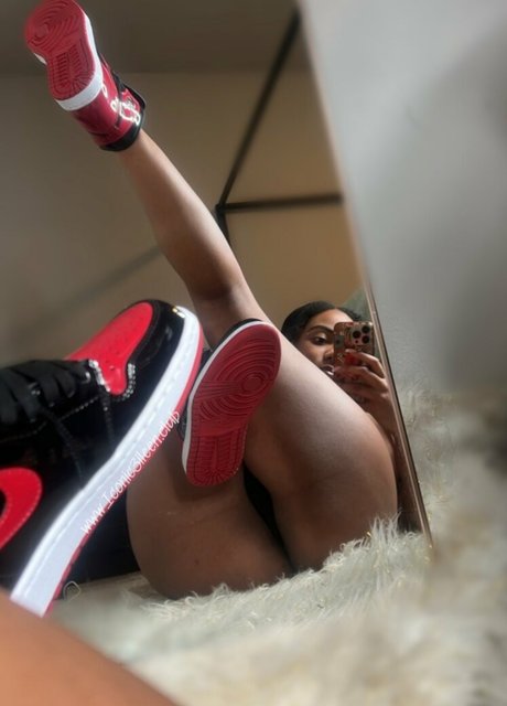 Iconic3ileen hot pornstar photos