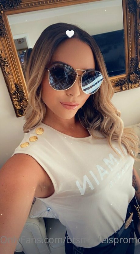 asian cheerleader onlyfans nude photos