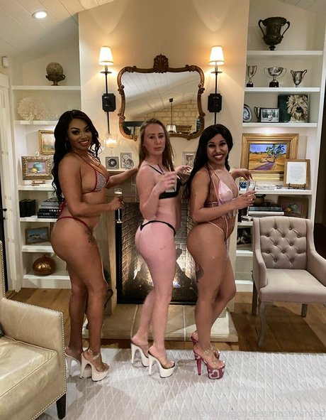 goddessmostwanted sexy star pics