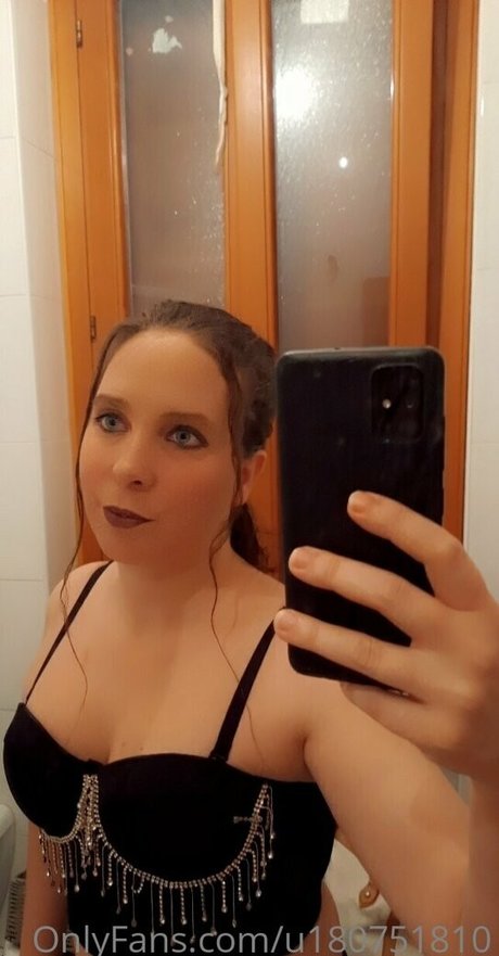 only queen84 exclusive star archive