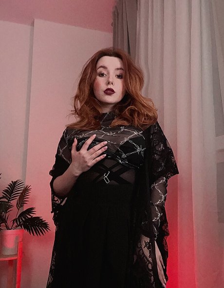 Rootyasha star beautiful img