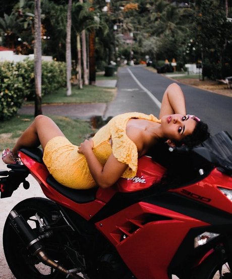 Chloe Alexander model sexy archive