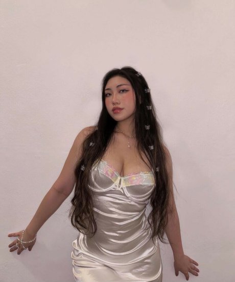 ashl xy star pornographic pictures