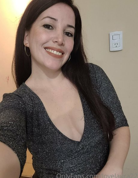 lovelaura22 star nude picture