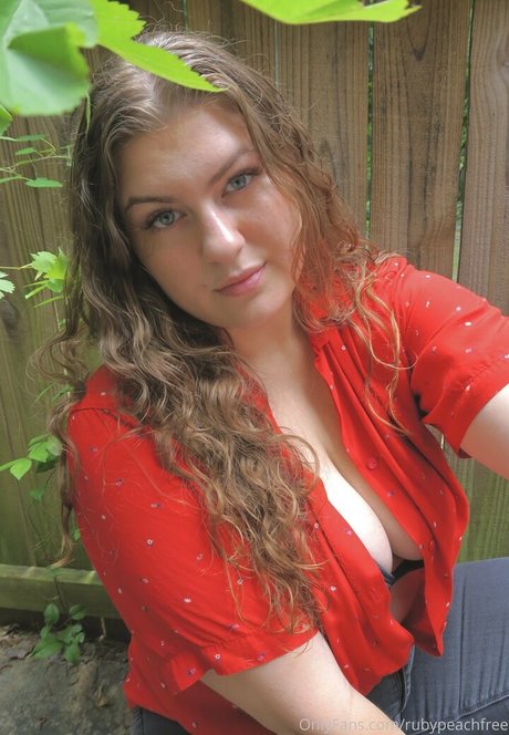 rubypeachfree top actress images