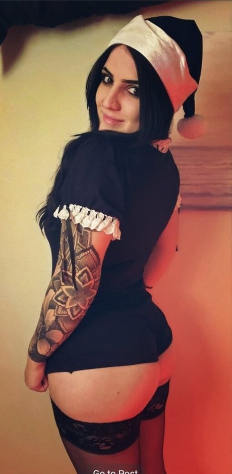 KeanaKills model exclusive pic