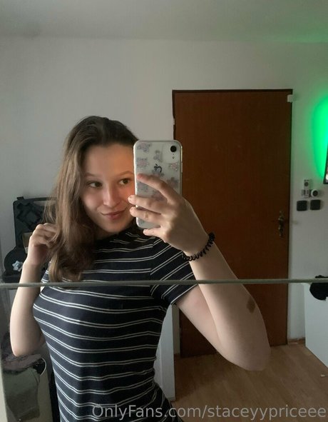 staceyypriceee high quality model photo