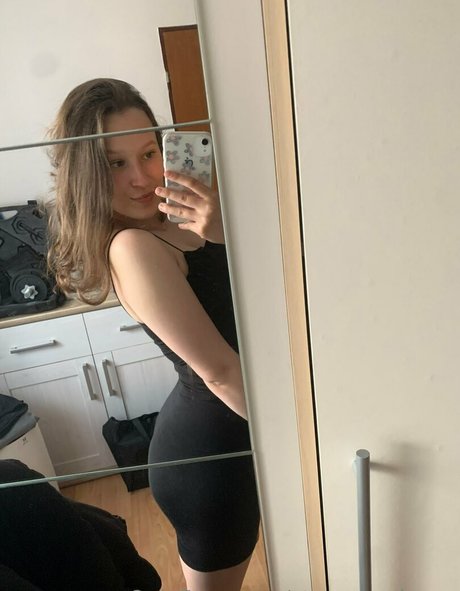 staceyypriceee free model pictures