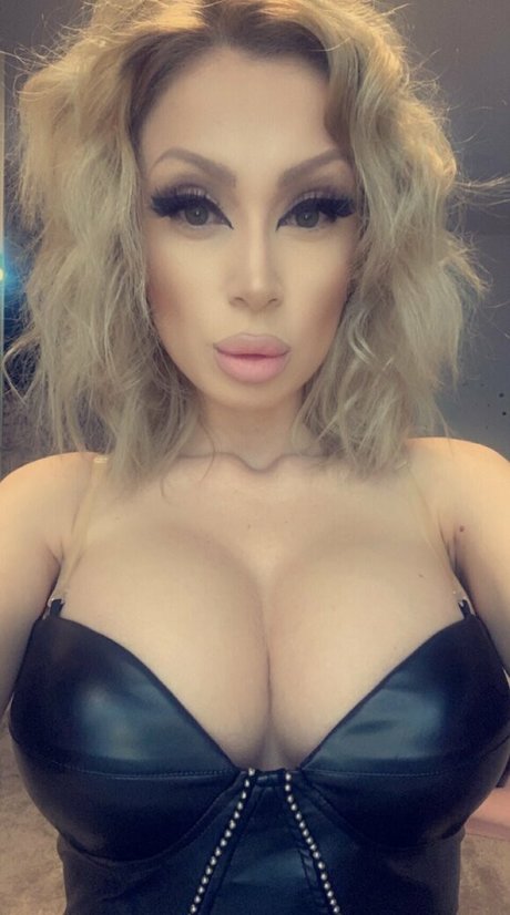 evavixenfree star adult pic