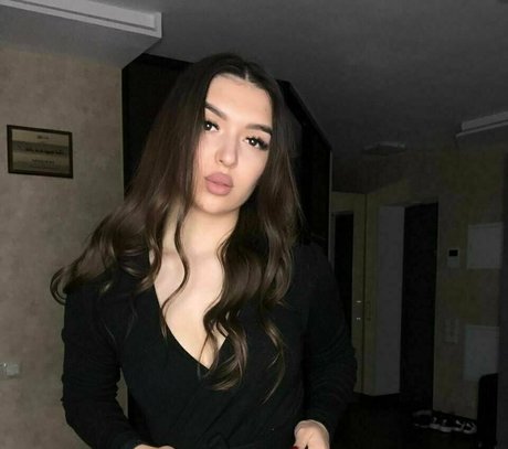 dolly reed model nude image