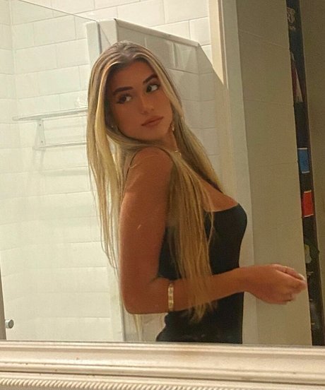 Pietra Cupello beautiful pornstar galleries