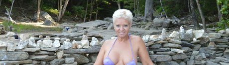 Bambi Cummins erotic actress img