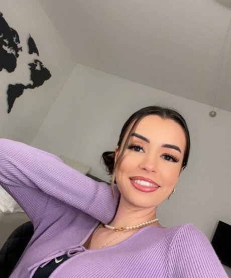 NoraExplorer nude actress archive