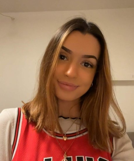 NoraExplorer pornstar beautiful gallery