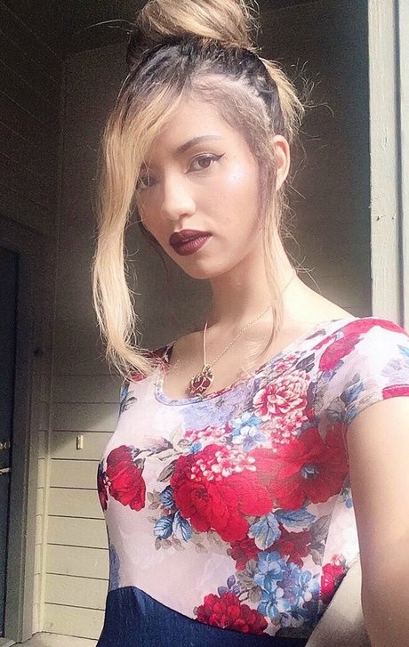 Trickywi sexy star images