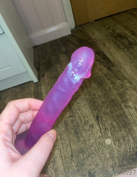 ellerm97 nude star pics