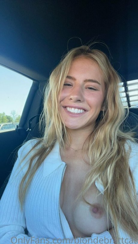 Goldylockzz sexy actress pictures