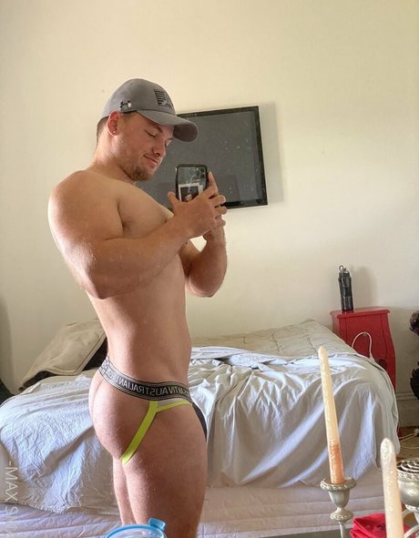 maxsmall free model pictures