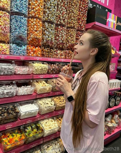 angelelizabeth28 model perfect pictures