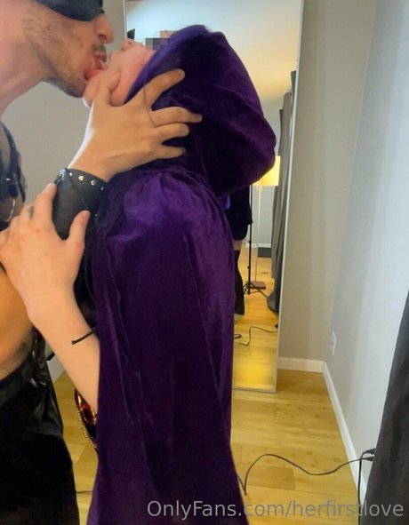 herfirstlove nude star pics