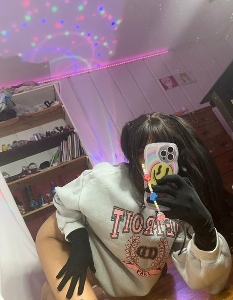 theunholychi nudes model galleries