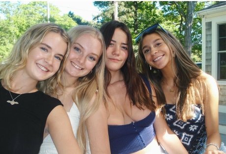 big tits mom onlyfans adult image