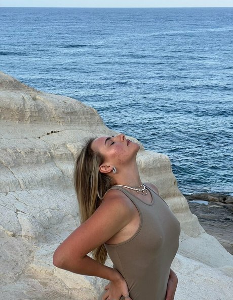 crazy splits nice actress archive