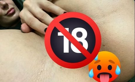 ester witch star nudes pictures