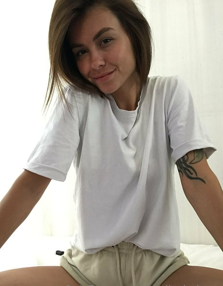 amelia holmes star adult picture