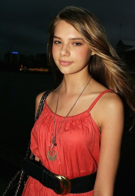 Indiana Evans model high quality images