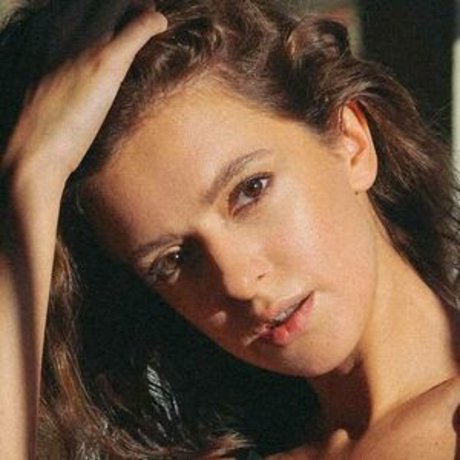 Paulien B star erotic photo