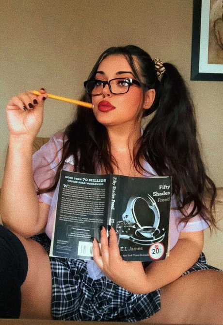 spicyybaby hd model pic