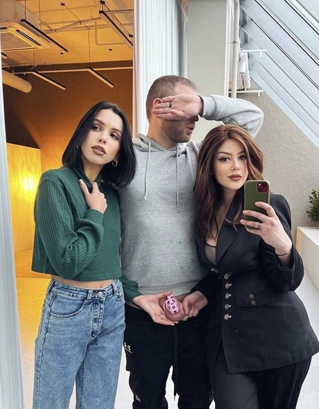 Liza briza nude model pics