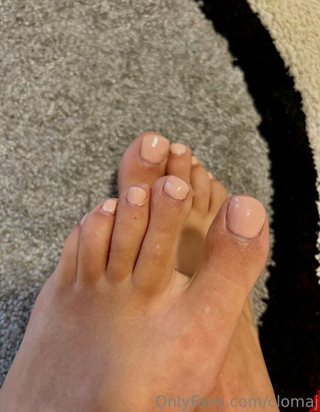 clomaj pretty model pictures