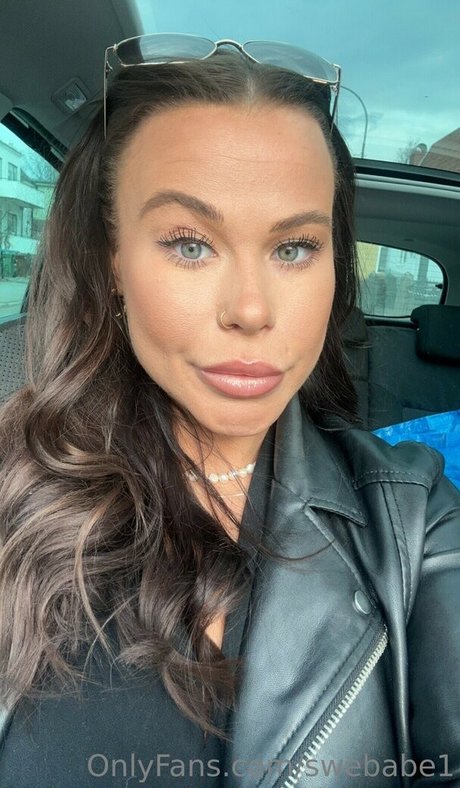 SweBabe1 star sex pictures