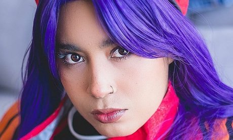 Sailor Gwen sexy model images