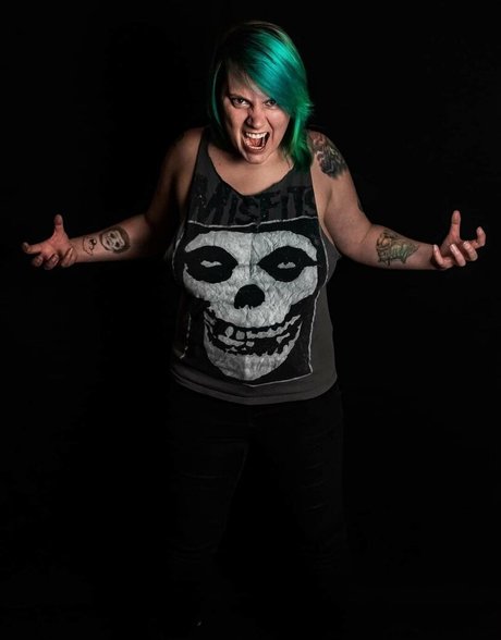 risenfeinics pornstar nudes photo