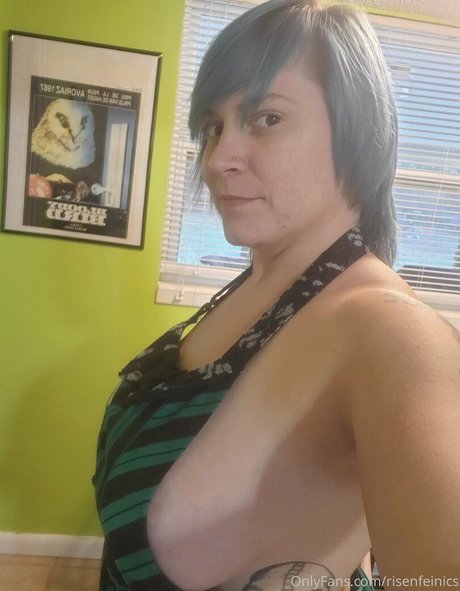 risenfeinics model nude galleries