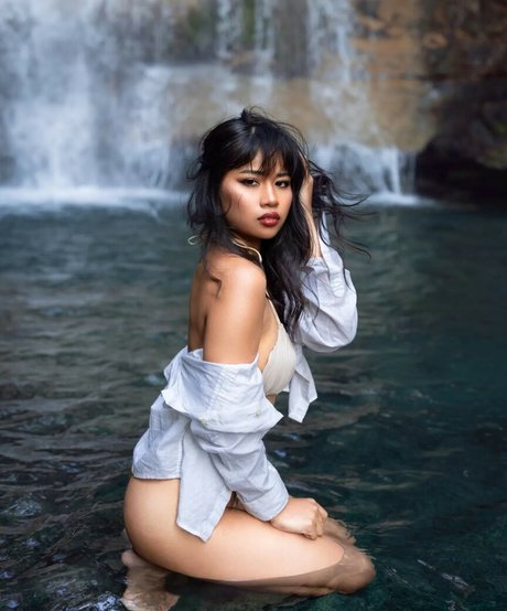 jc srt exclusive model pictures