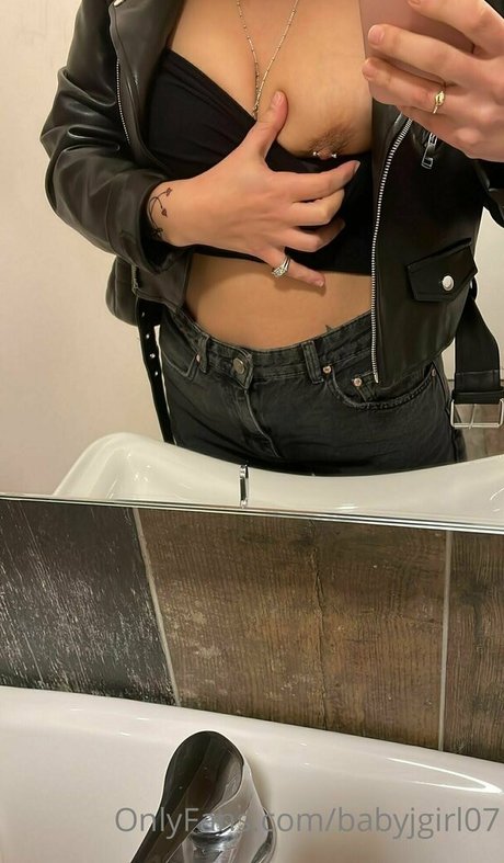 babyjgirl07 nice actress galleries